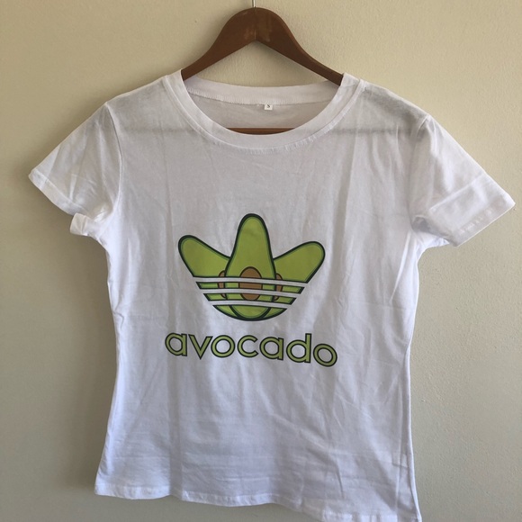 THE cutest Avocado t- shirt 🥑🥰 - Picture 3 of 3
